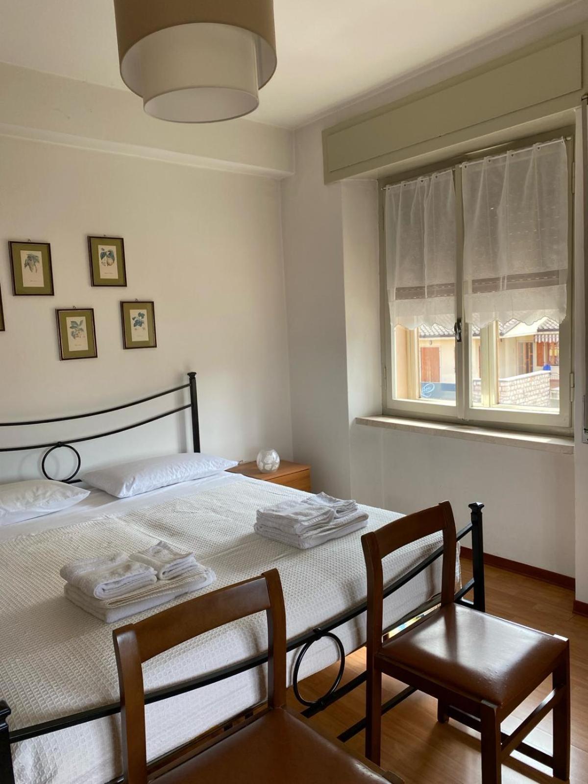 Warm, Nice & Amazing Lake-View Apartment San Zeno di Montagna Luaran gambar